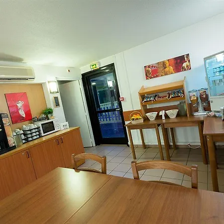 Hotel Originals City, Clermont-ferrand Sud 2*